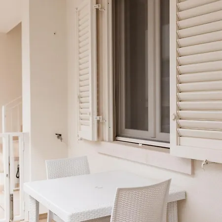 דירה Relais Rondinelle פולינאנו א מארה